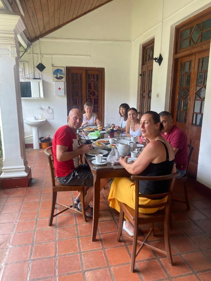 Kandy Garden Villa Bagian luar foto